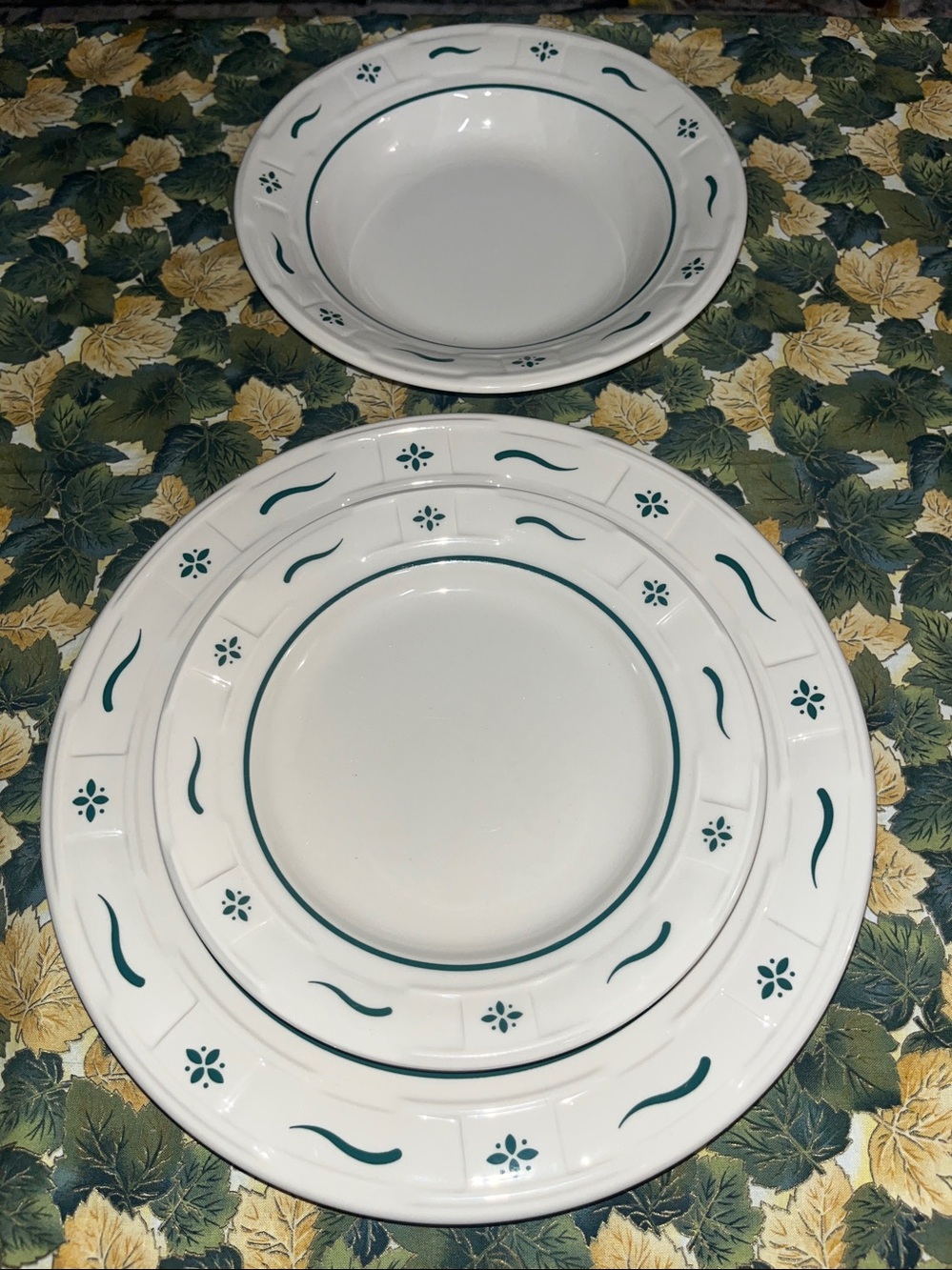 Longaberger Pottery Heritage Green Dinner, Bread & Butter Plate & Bowl - 3 piece